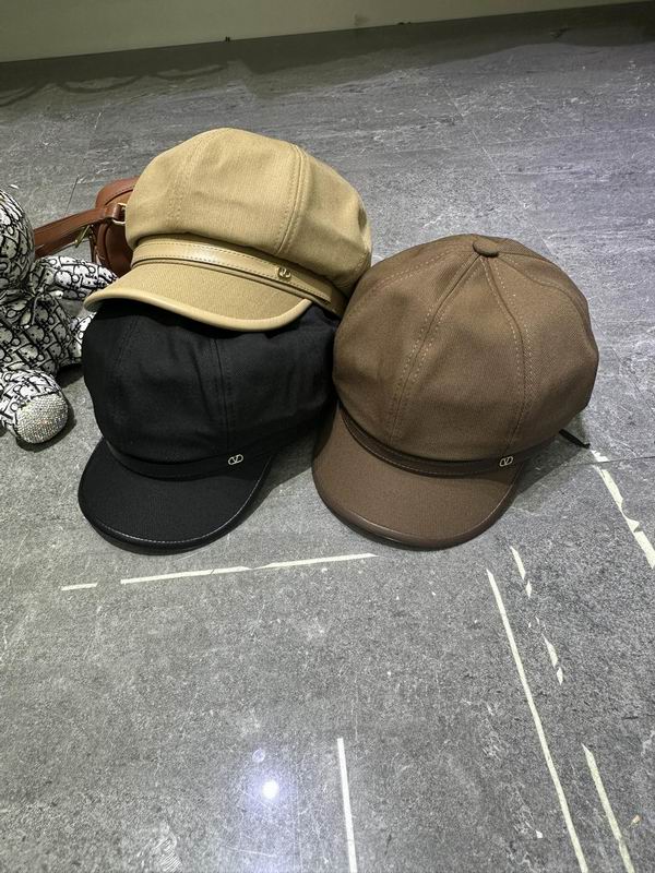 Valentino Cap dx08